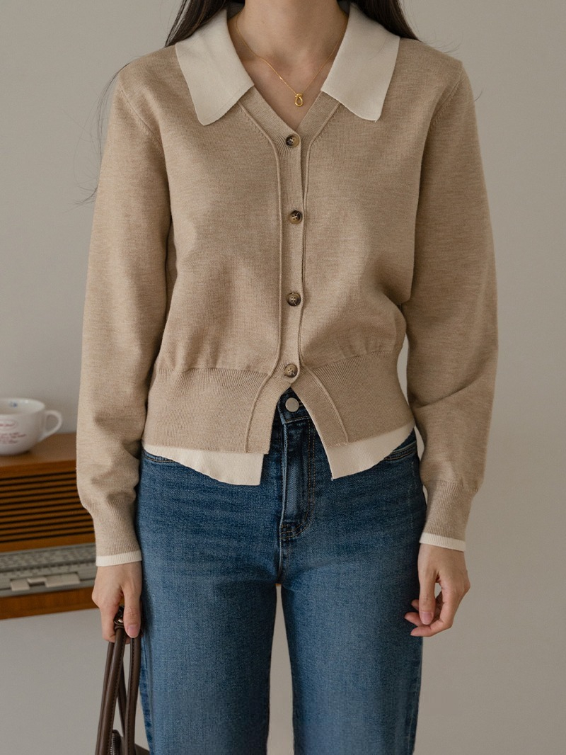 Color-blocked Neckline, V-neck Knit Cardigan